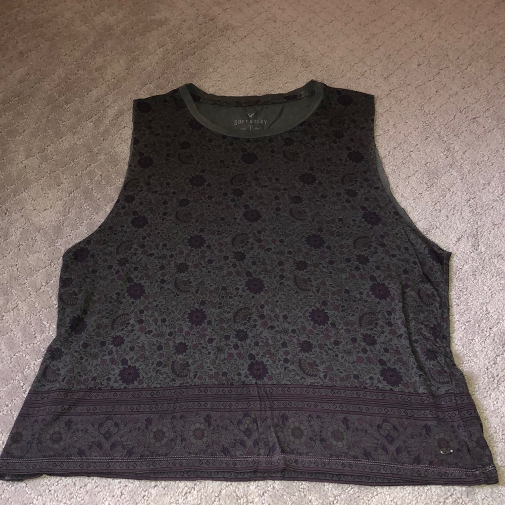 American Eagle muscle tee